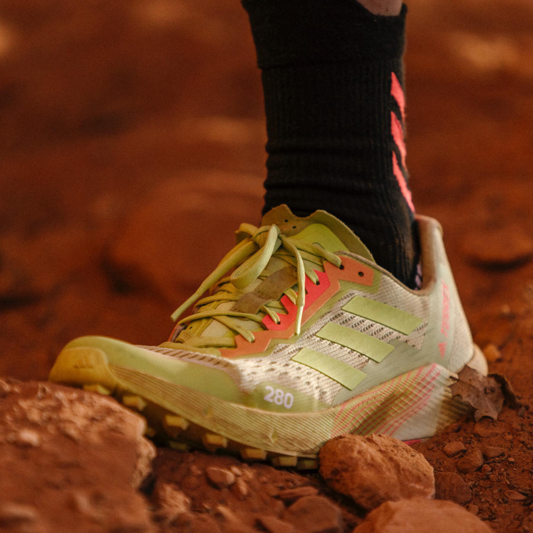 Chaussures de trail femme adidas Terrex Agravic Flow 2.0