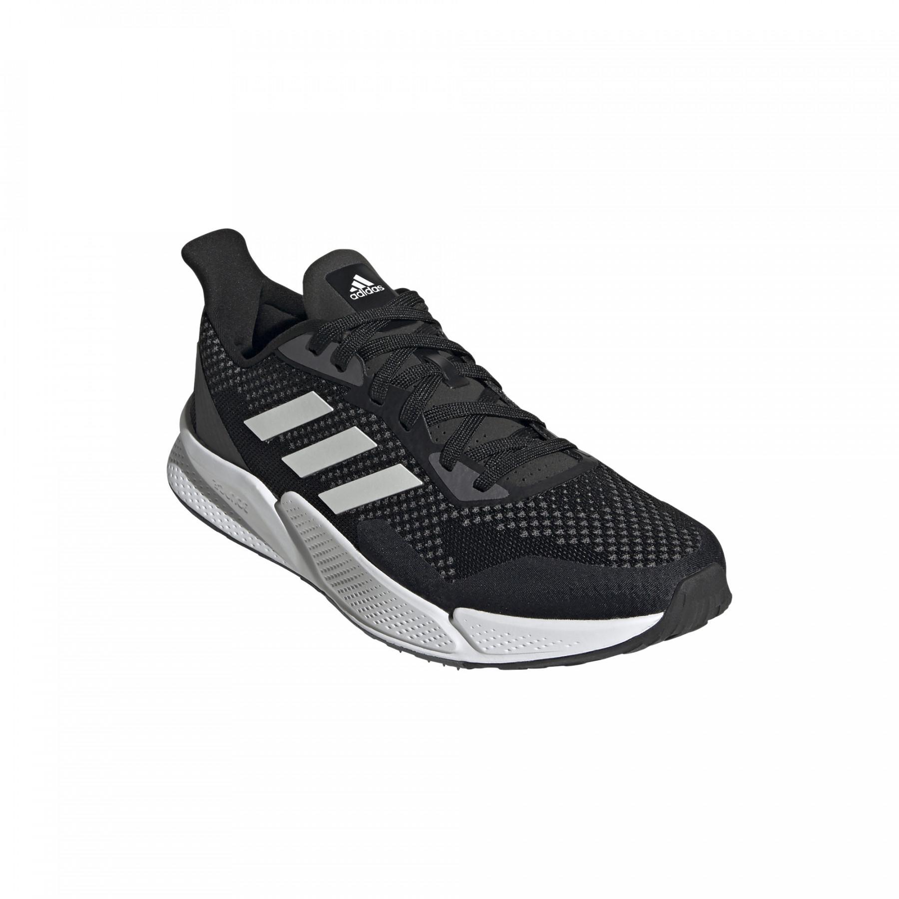 Chaussures adidas X9000L2